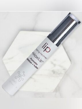 Lifecell Lip Plumping Treatment – clear